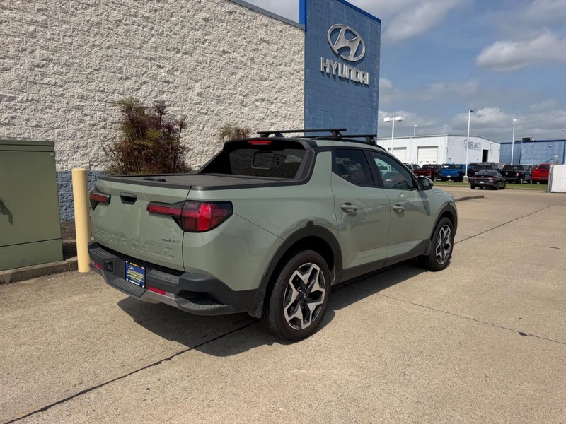 Hyundai Santa Cruz Vehicle Full-screen Gallery Image 03