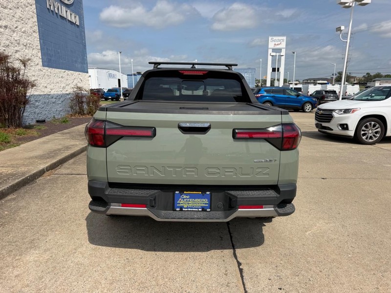 Hyundai Santa Cruz Vehicle Full-screen Gallery Image 04
