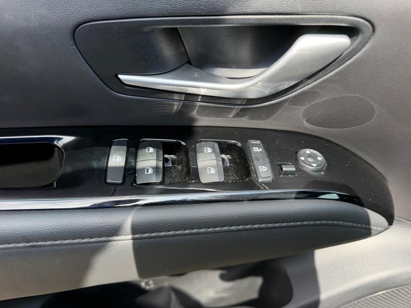 Hyundai Santa Cruz Vehicle Full-screen Gallery Image 17