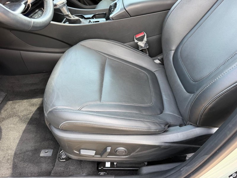 Hyundai Santa Cruz Vehicle Full-screen Gallery Image 18
