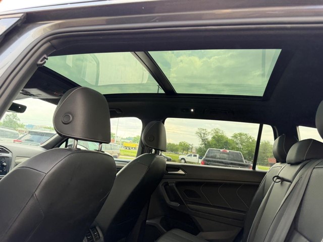 2022 Volkswagen Tiguan SE R-LINE BLACK - Photo 9