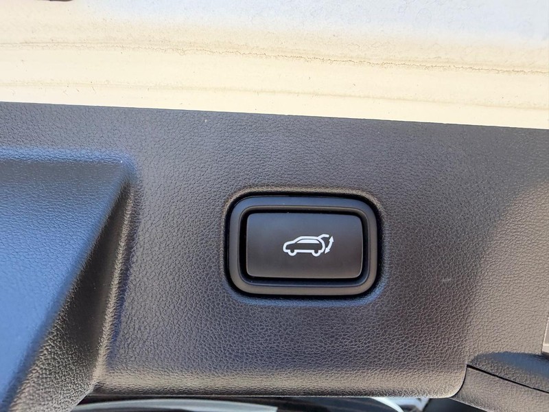 Hyundai Tucson Vehicle Full-screen Gallery Image 06