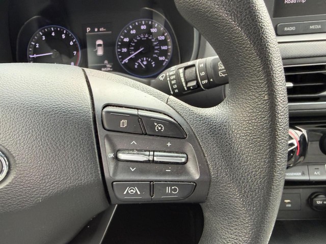 2023 Hyundai Kona SEL - Photo 11