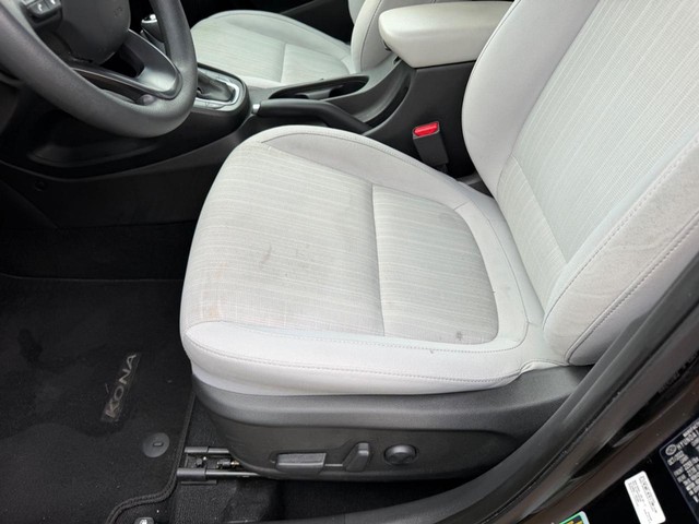 2023 Hyundai Kona SEL - Photo 17