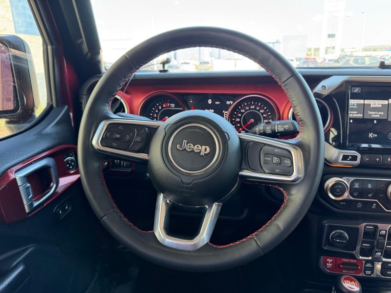 Jeep Wrangler Vehicle Full-screen Gallery Image 09