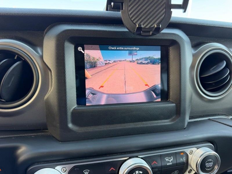 Jeep Gladiator Vehicle Full-screen Gallery Image 19
