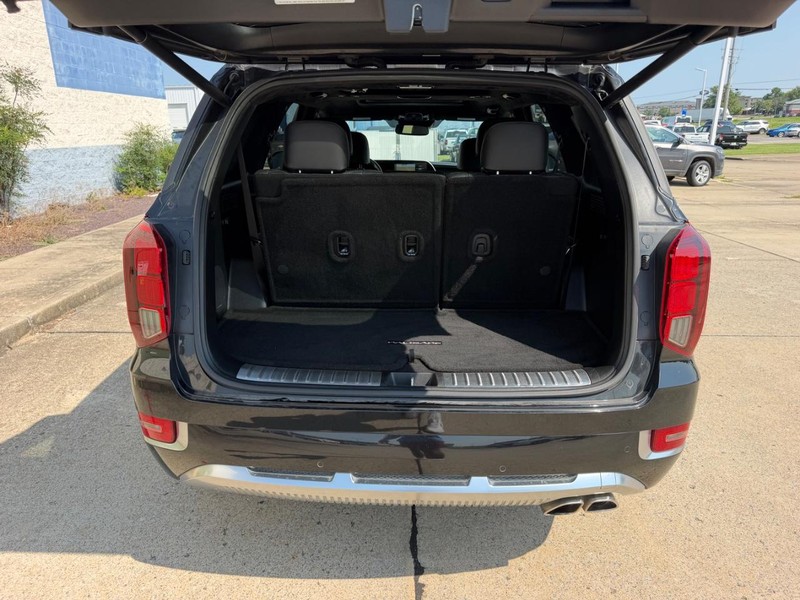 Hyundai Palisade Vehicle Full-screen Gallery Image 05