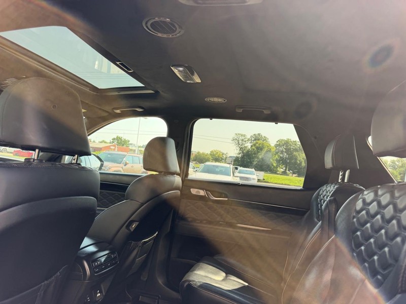 Hyundai Palisade Vehicle Full-screen Gallery Image 10