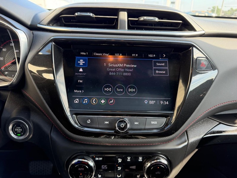 Chevrolet TrailBlazer Vehicle Full-screen Gallery Image 14