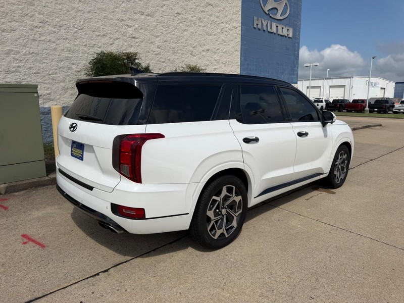 Hyundai Palisade Vehicle Full-screen Gallery Image 03