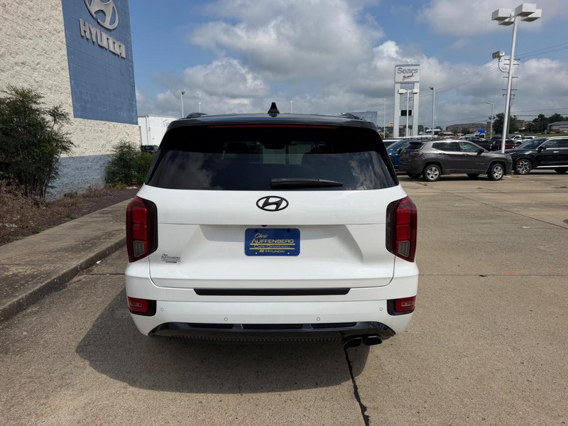 Hyundai Palisade Vehicle Full-screen Gallery Image 04