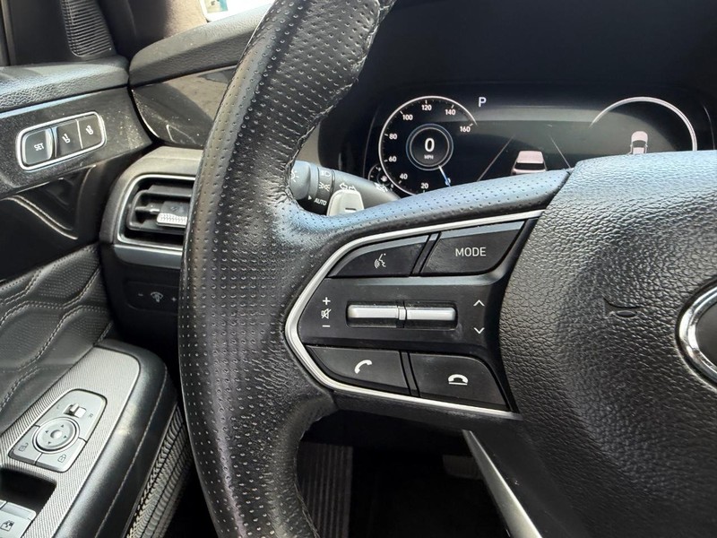 Hyundai Palisade Vehicle Full-screen Gallery Image 14
