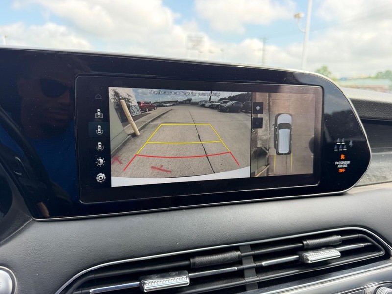 Hyundai Palisade Vehicle Full-screen Gallery Image 24