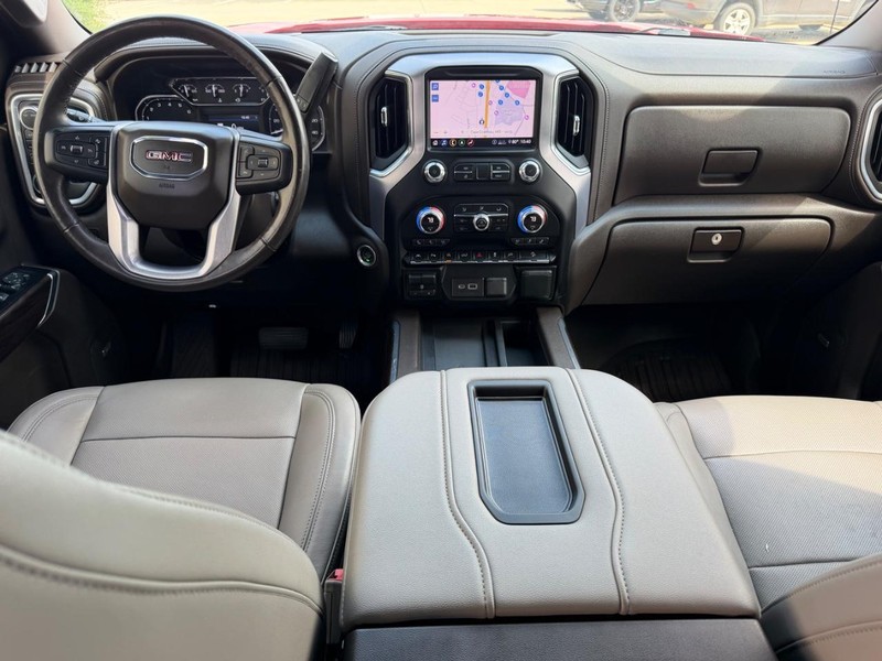 GMC Sierra 1500 Vehicle Full-screen Gallery Image 08