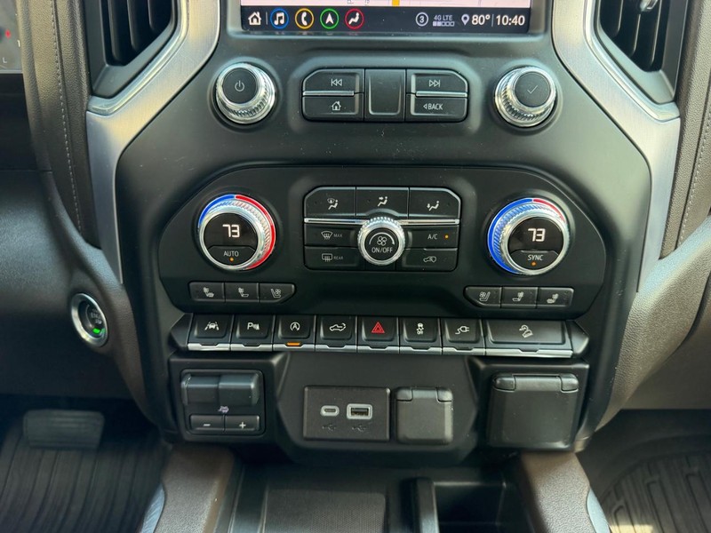 GMC Sierra 1500 Vehicle Full-screen Gallery Image 13