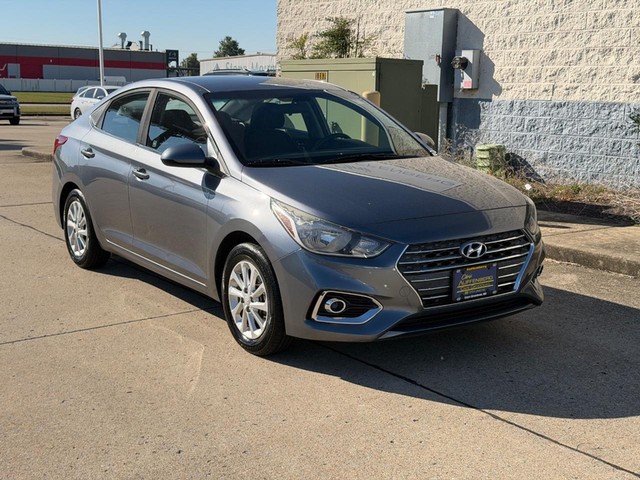 Cape Girardeau MO 2019 Hyundai Accent 4-Door more details - hyundai accent 4-door
