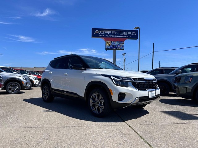 2024 Kia Seltos S at Auffenberg Kia of Cape Girardeau in Cape Girardeau MO