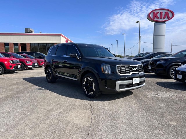 Used 2024 Kia Telluride S with VIN 5XYP6DGC8RG495804 for sale in Cape Girardeau, MO
