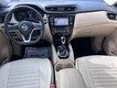2017 Nissan Rogue SV thumbnail image 09