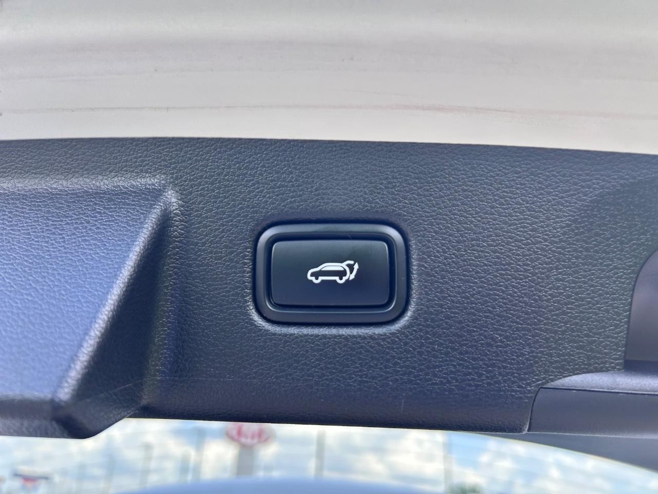 Kia Telluride Vehicle Full-screen Gallery Image 05