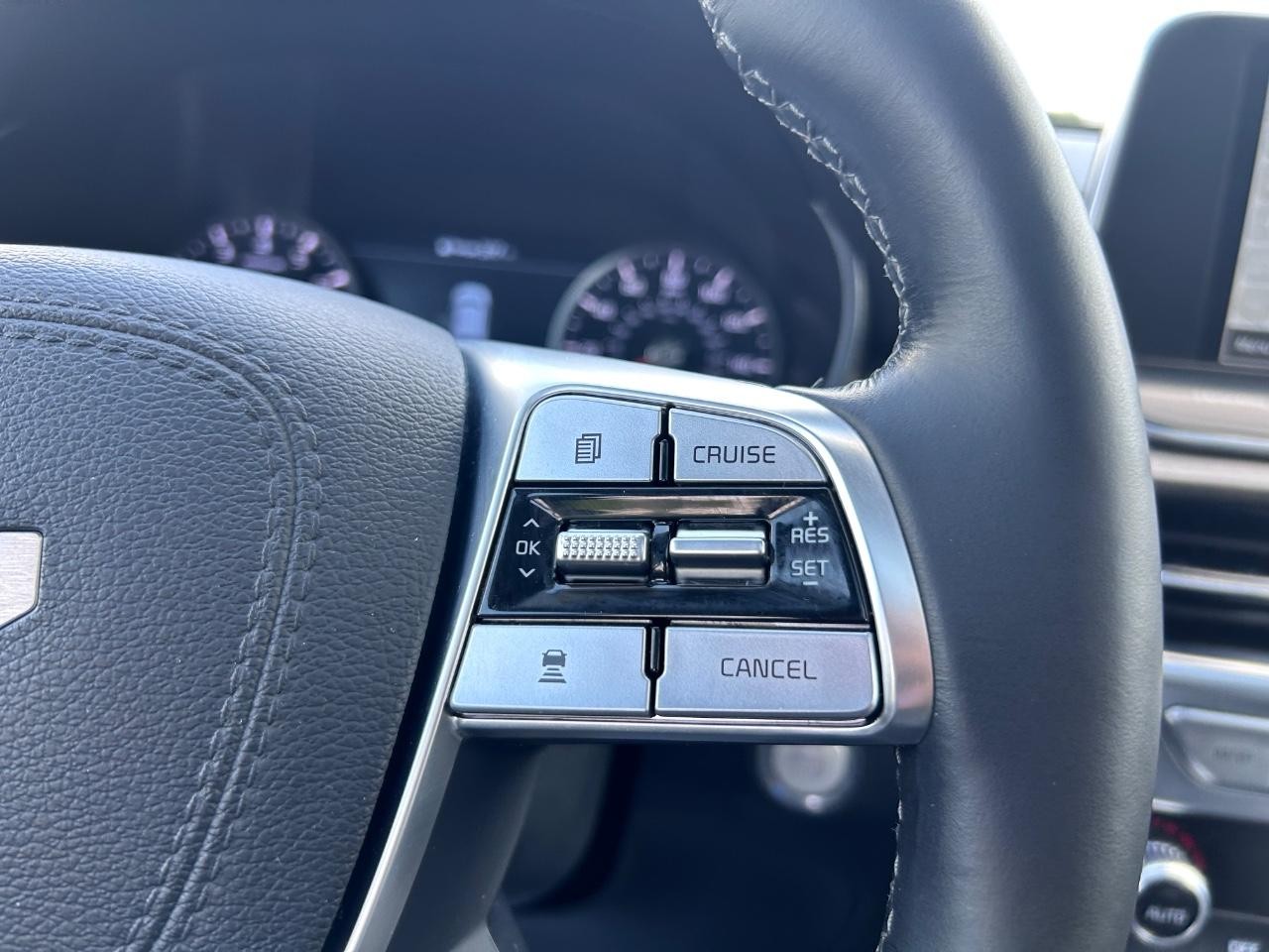 Kia Telluride Vehicle Full-screen Gallery Image 14