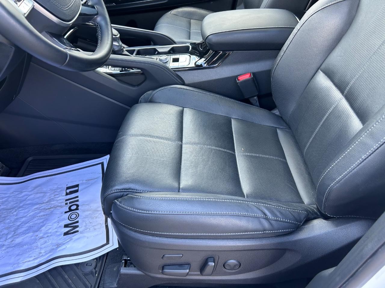 Kia Telluride Vehicle Full-screen Gallery Image 21