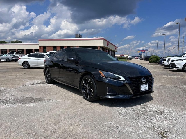 2023 Nissan Altima 2.5 SR at Auffenberg Kia of Cape Girardeau in Cape Girardeau MO
