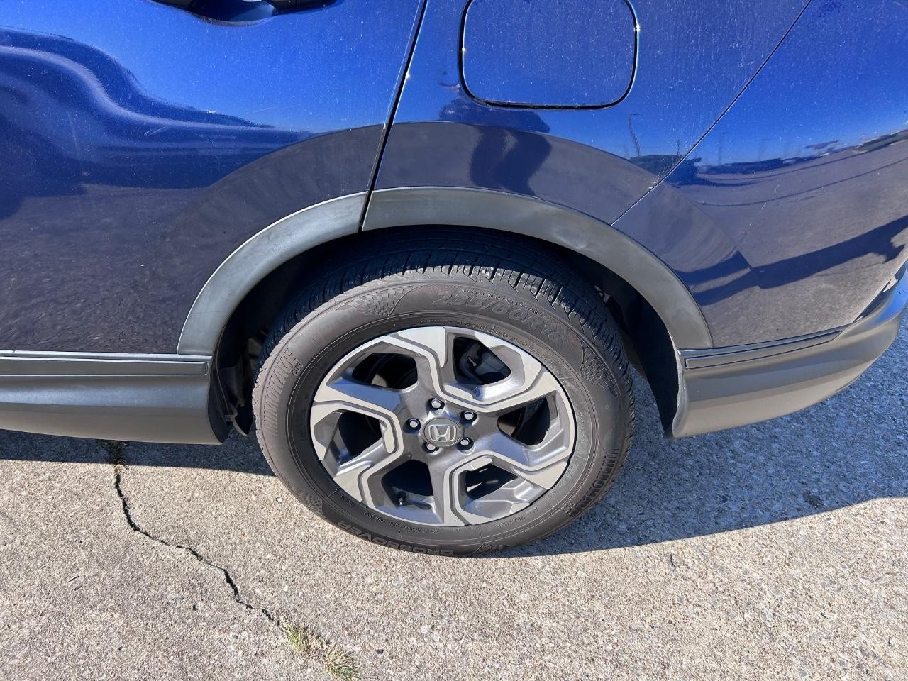 Honda CR-V Vehicle Full-screen Gallery Image 06