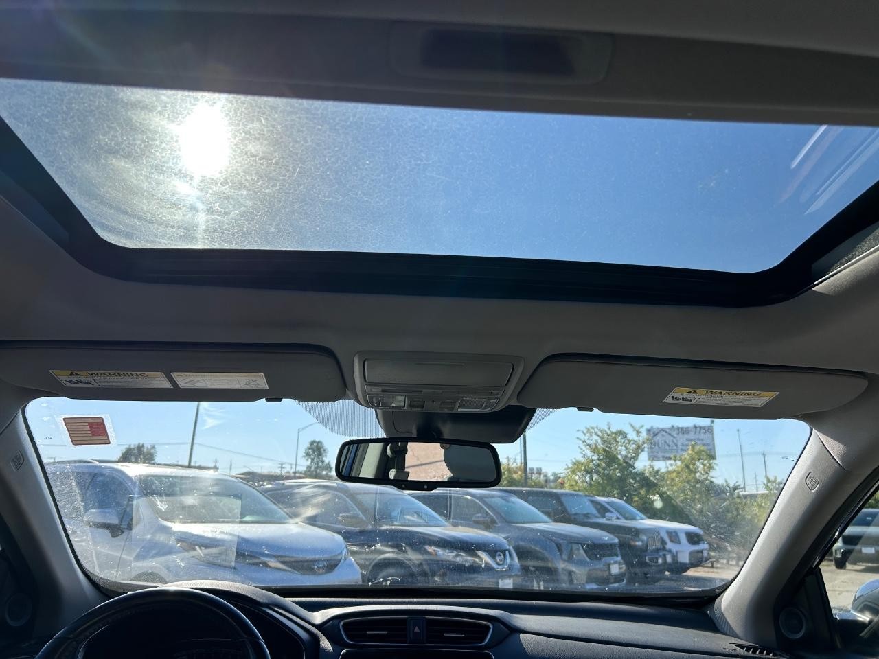 Honda CR-V Vehicle Full-screen Gallery Image 08