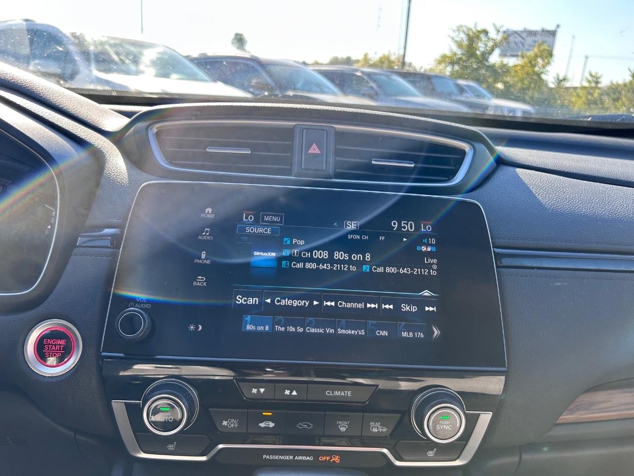 Honda CR-V Vehicle Full-screen Gallery Image 13