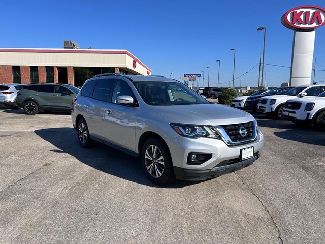 more details - nissan pathfinder