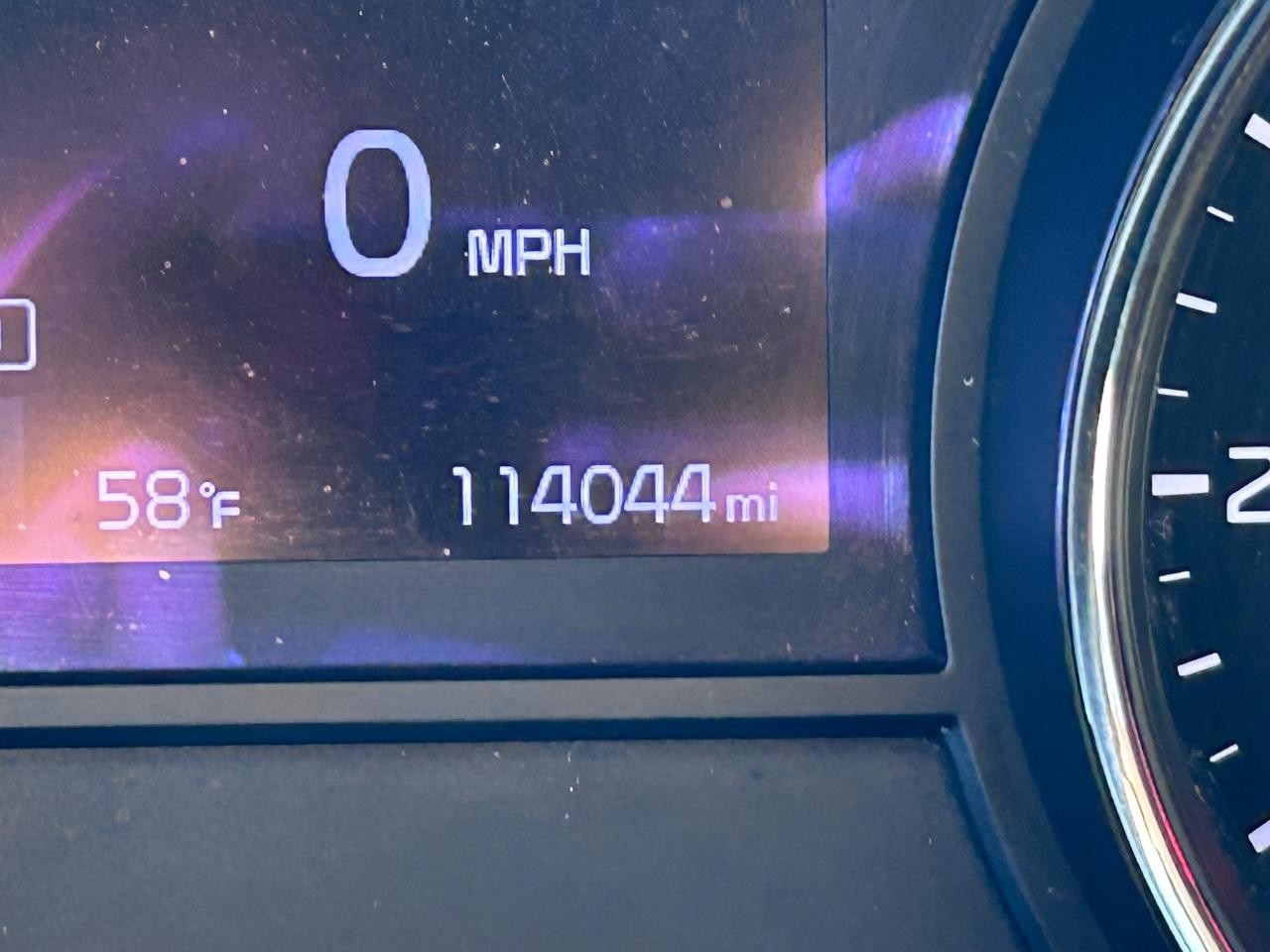 Kia Sedona Vehicle Full-screen Gallery Image 19