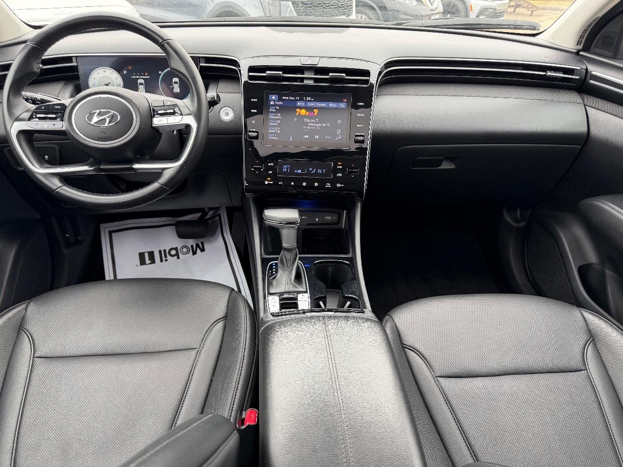 Hyundai Tucson Vehicle Full-screen Gallery Image 09