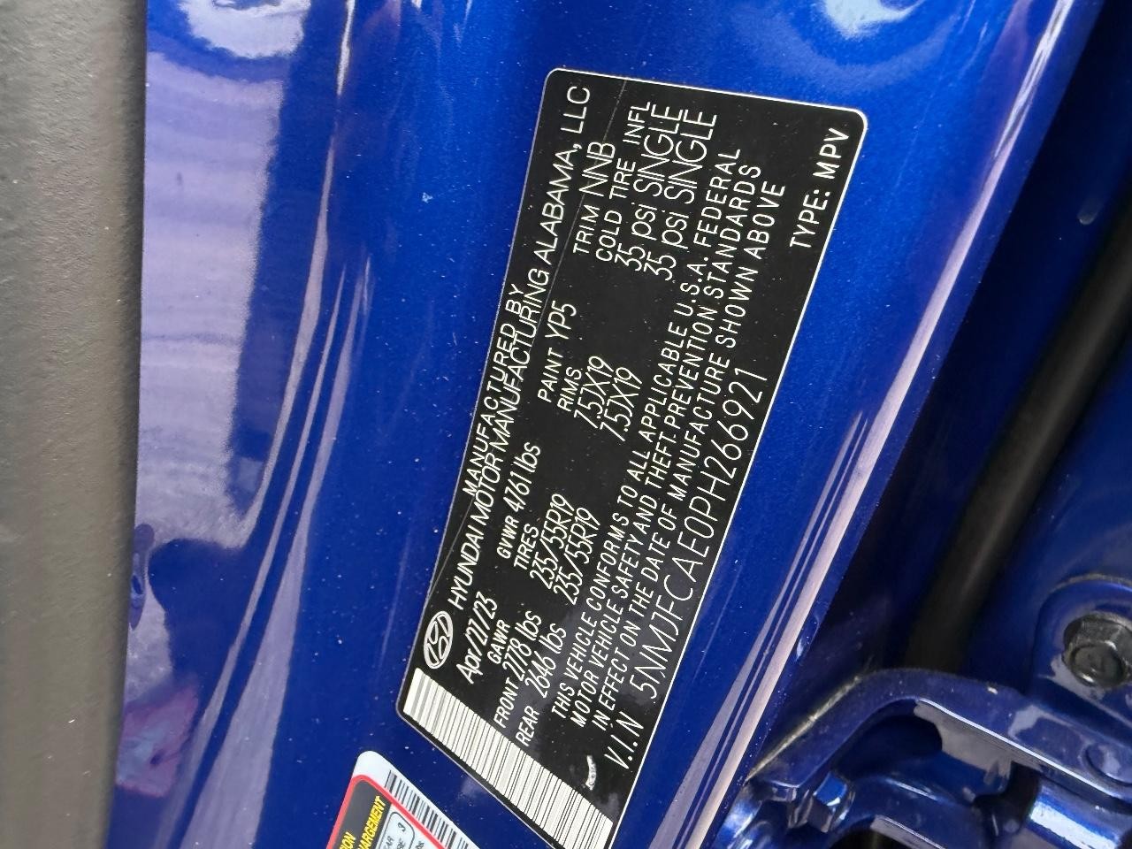 Hyundai Tucson Vehicle Full-screen Gallery Image 21