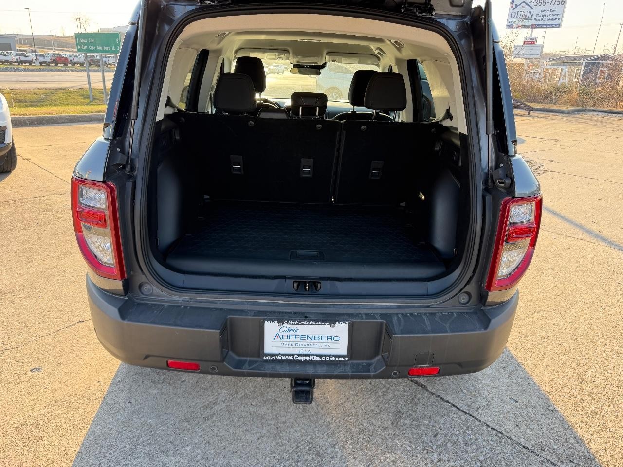 Ford Bronco Sport Vehicle Full-screen Gallery Image 05