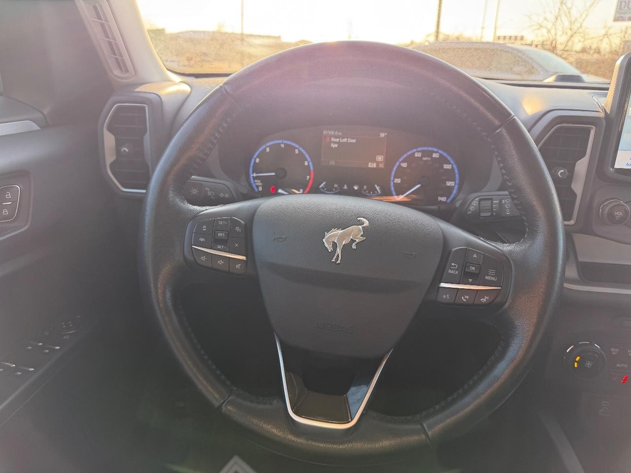 Ford Bronco Sport Vehicle Full-screen Gallery Image 09