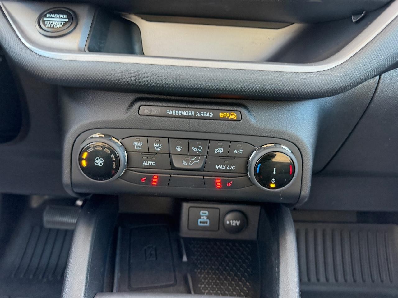 Ford Bronco Sport Vehicle Full-screen Gallery Image 13