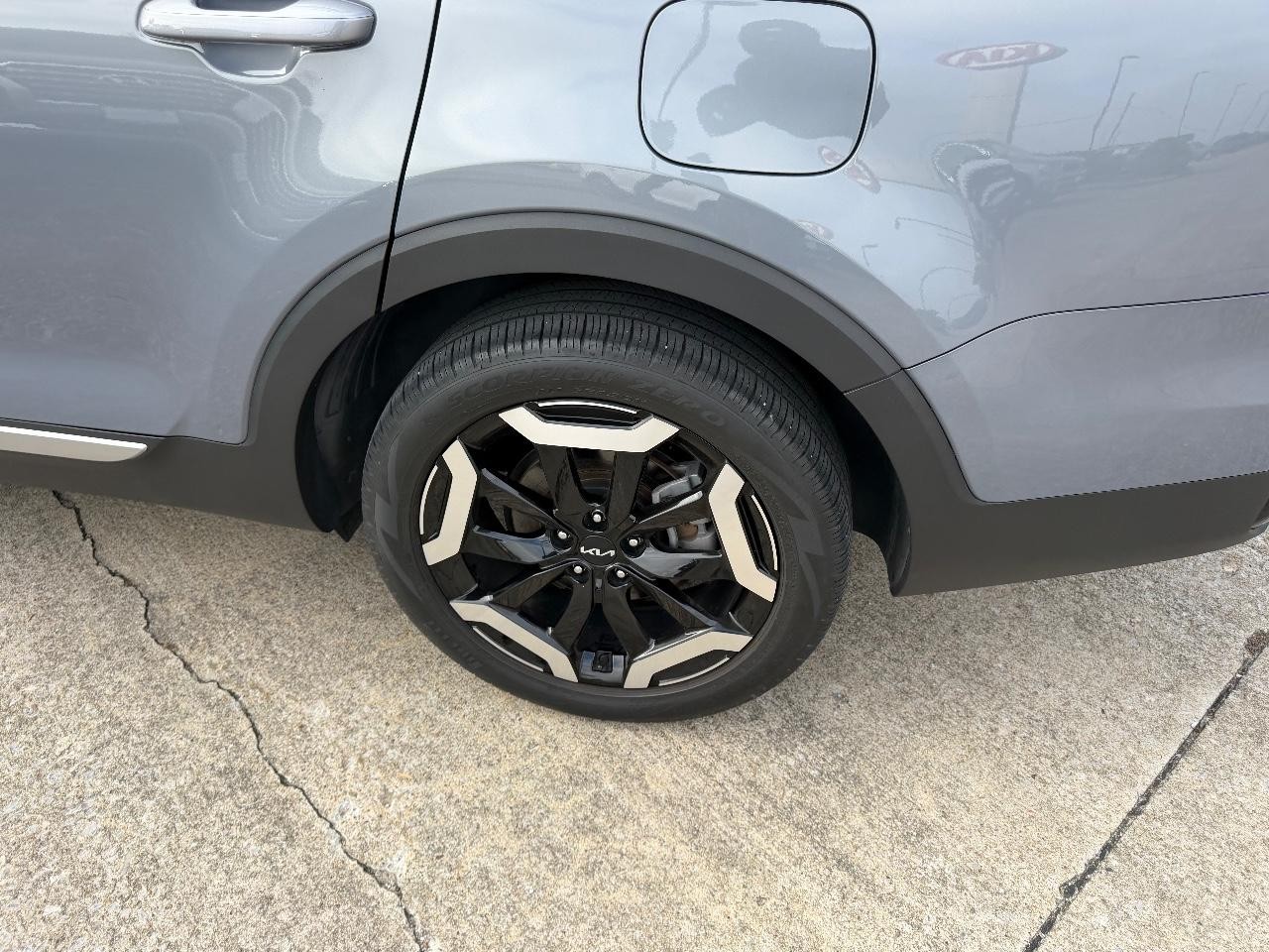 Kia Telluride Vehicle Full-screen Gallery Image 06