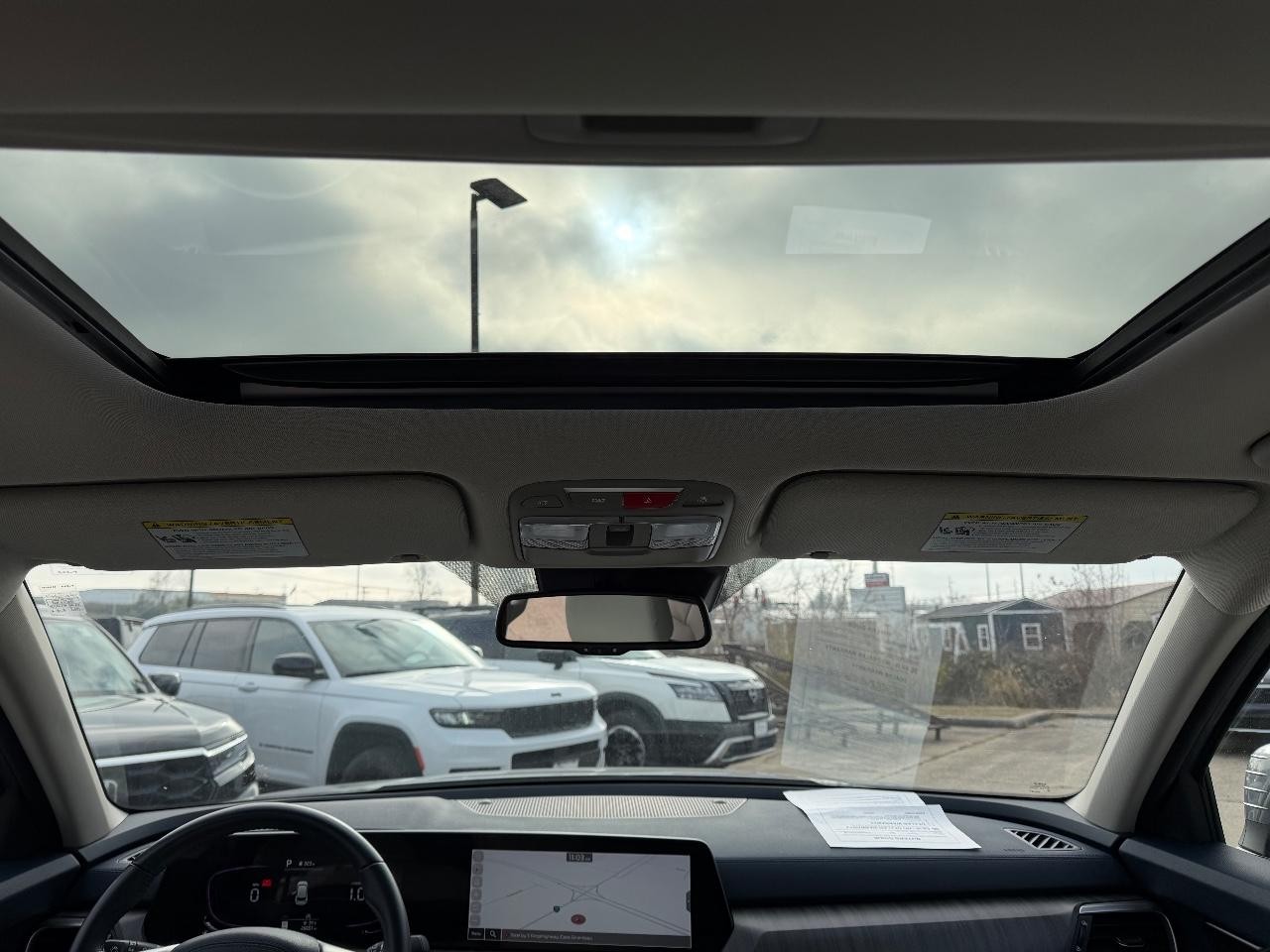 Kia Telluride Vehicle Full-screen Gallery Image 10