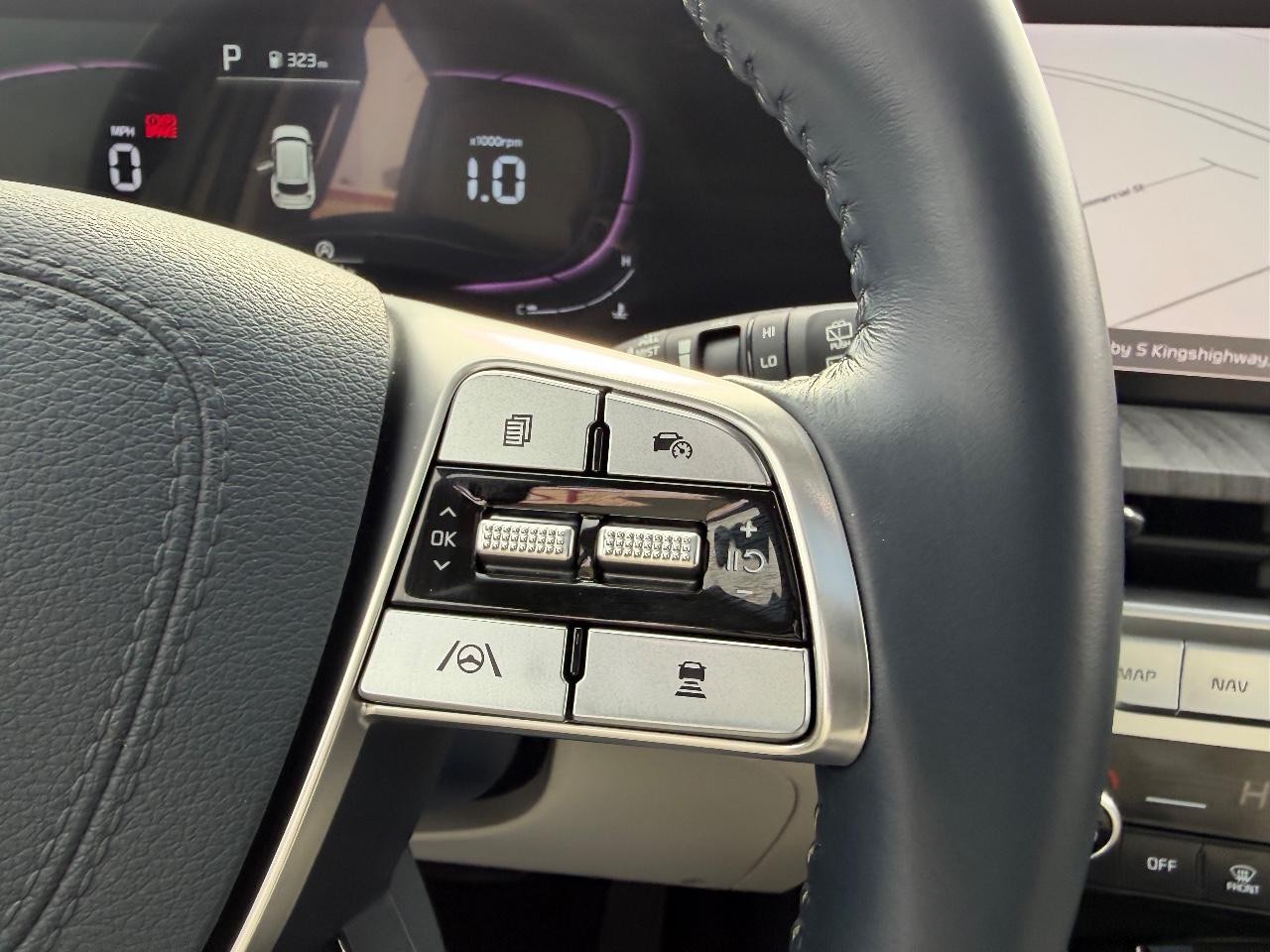 Kia Telluride Vehicle Full-screen Gallery Image 14