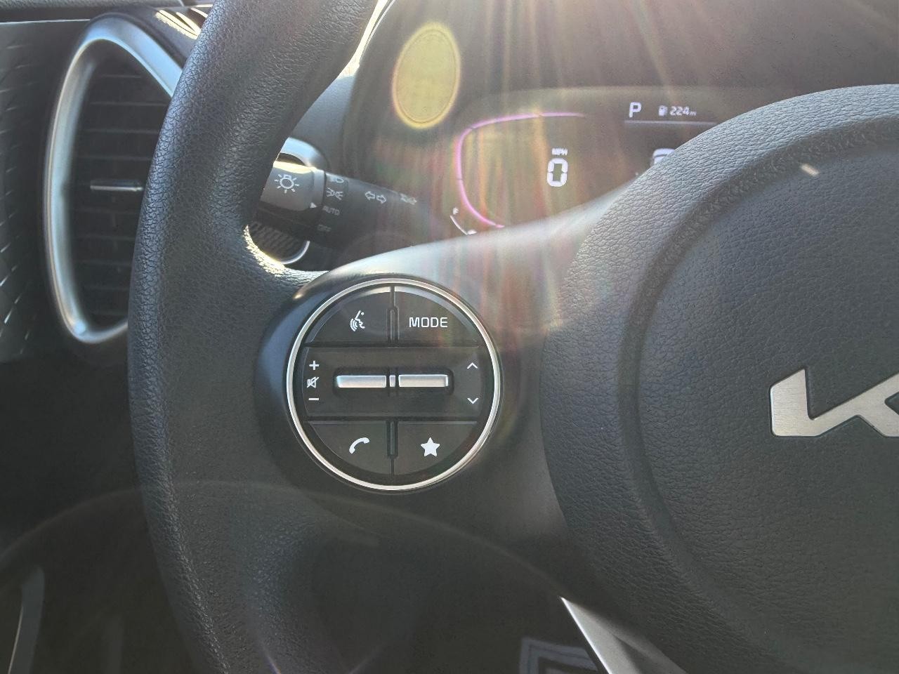 Kia Soul Vehicle Full-screen Gallery Image 09