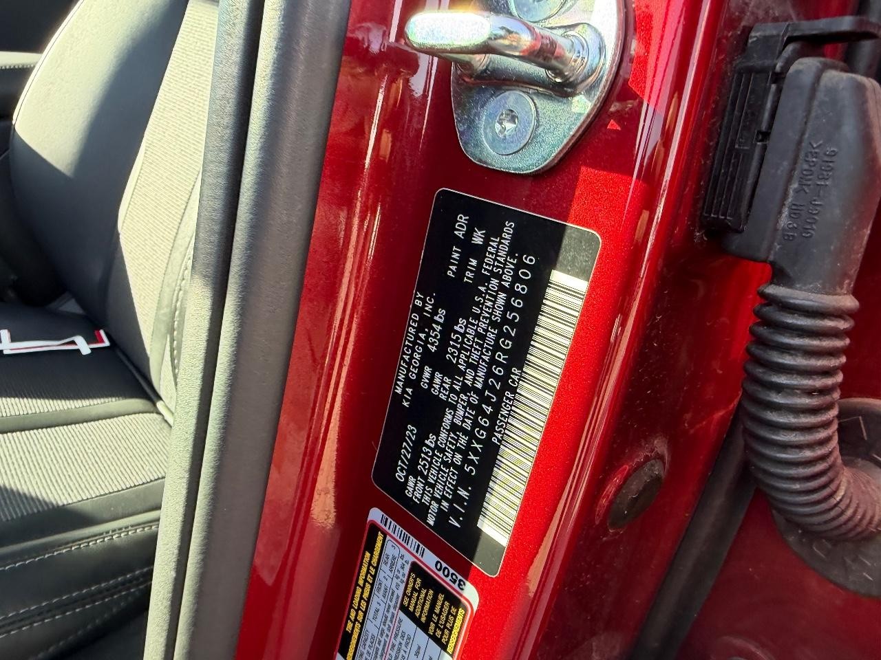 Kia K5 Vehicle Full-screen Gallery Image 20