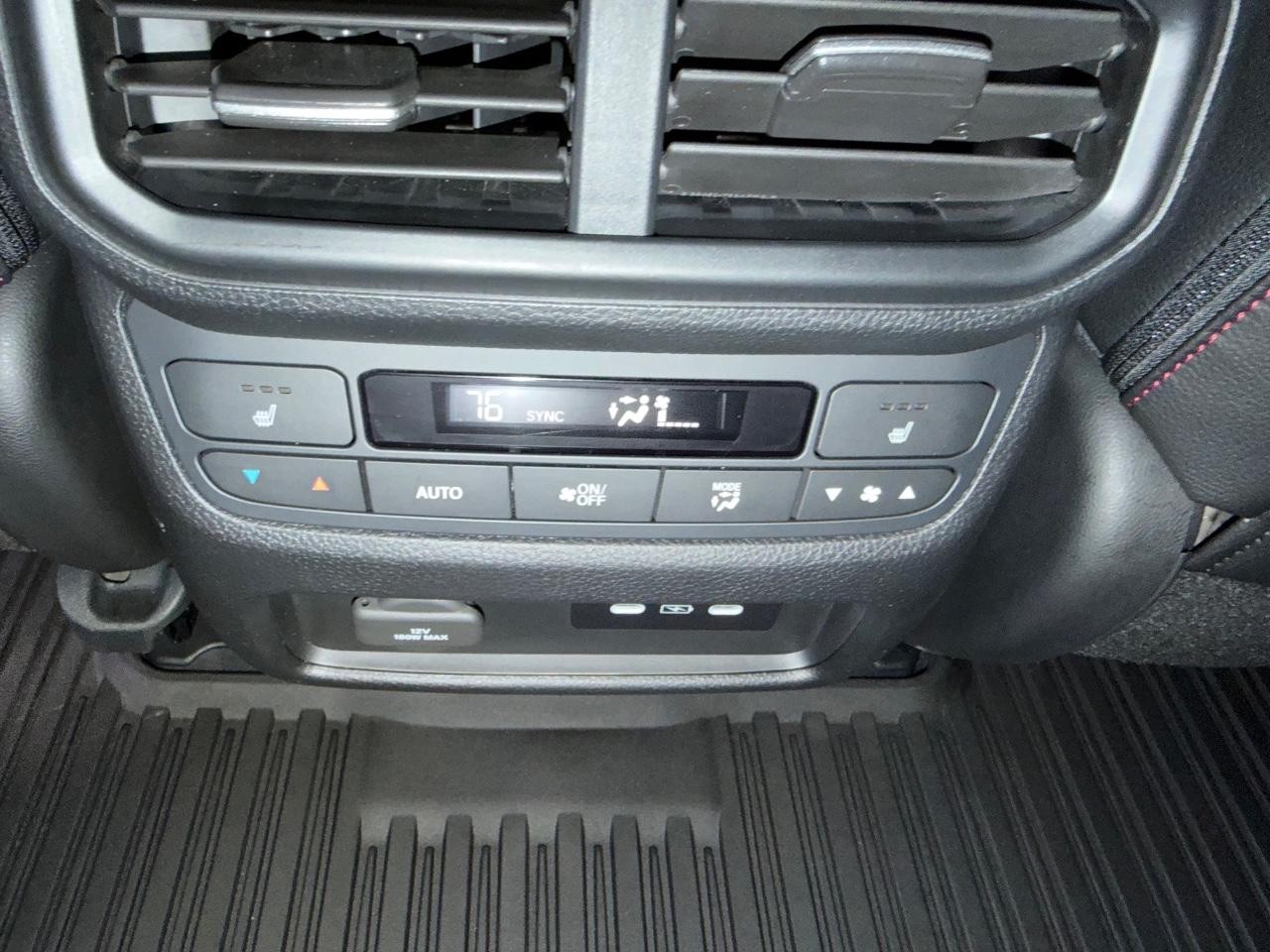 Honda Ridgeline Vehicle Full-screen Gallery Image 07