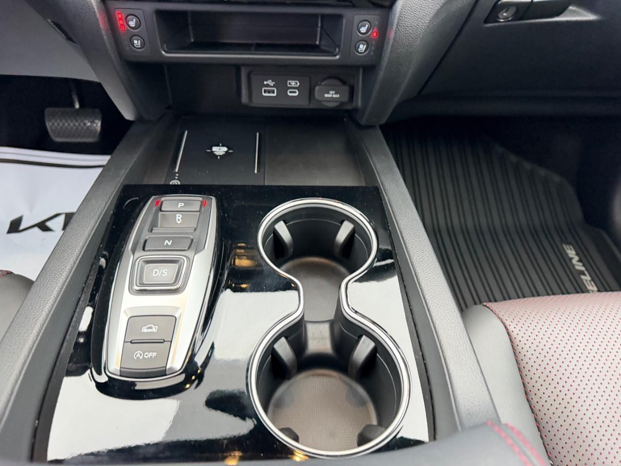 Honda Ridgeline Vehicle Full-screen Gallery Image 14