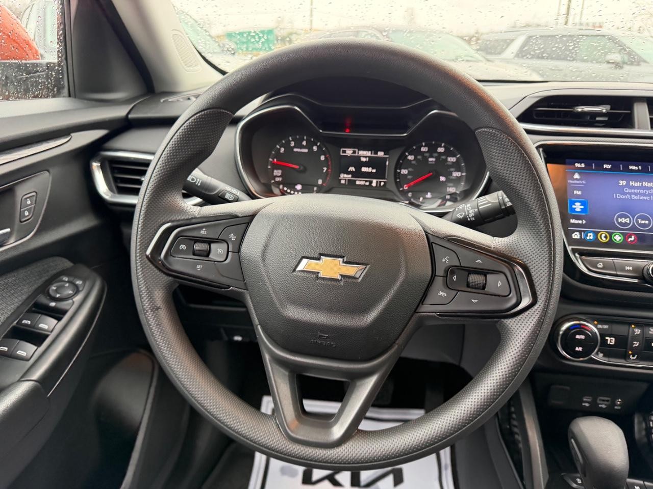 Chevrolet TrailBlazer Vehicle Full-screen Gallery Image 08