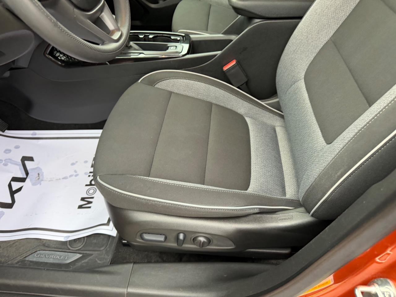 Chevrolet TrailBlazer Vehicle Full-screen Gallery Image 16