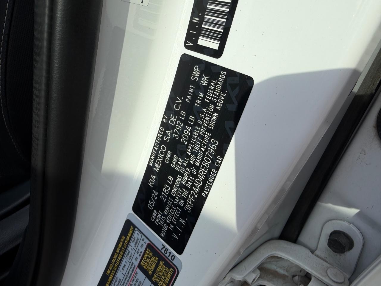 Kia Forte Vehicle Full-screen Gallery Image 18