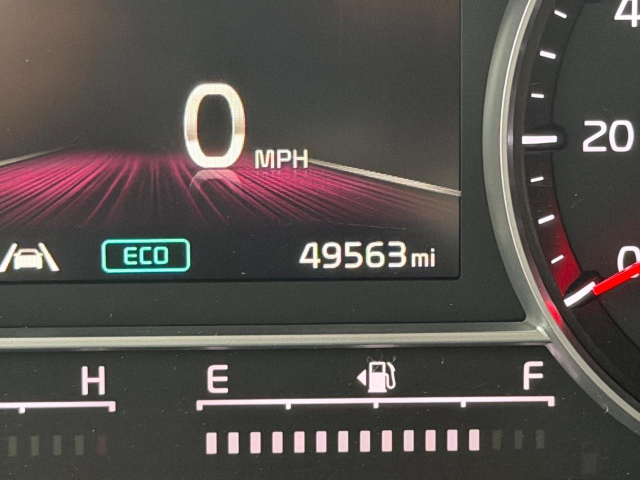 Kia Sorento Vehicle Full-screen Gallery Image 19