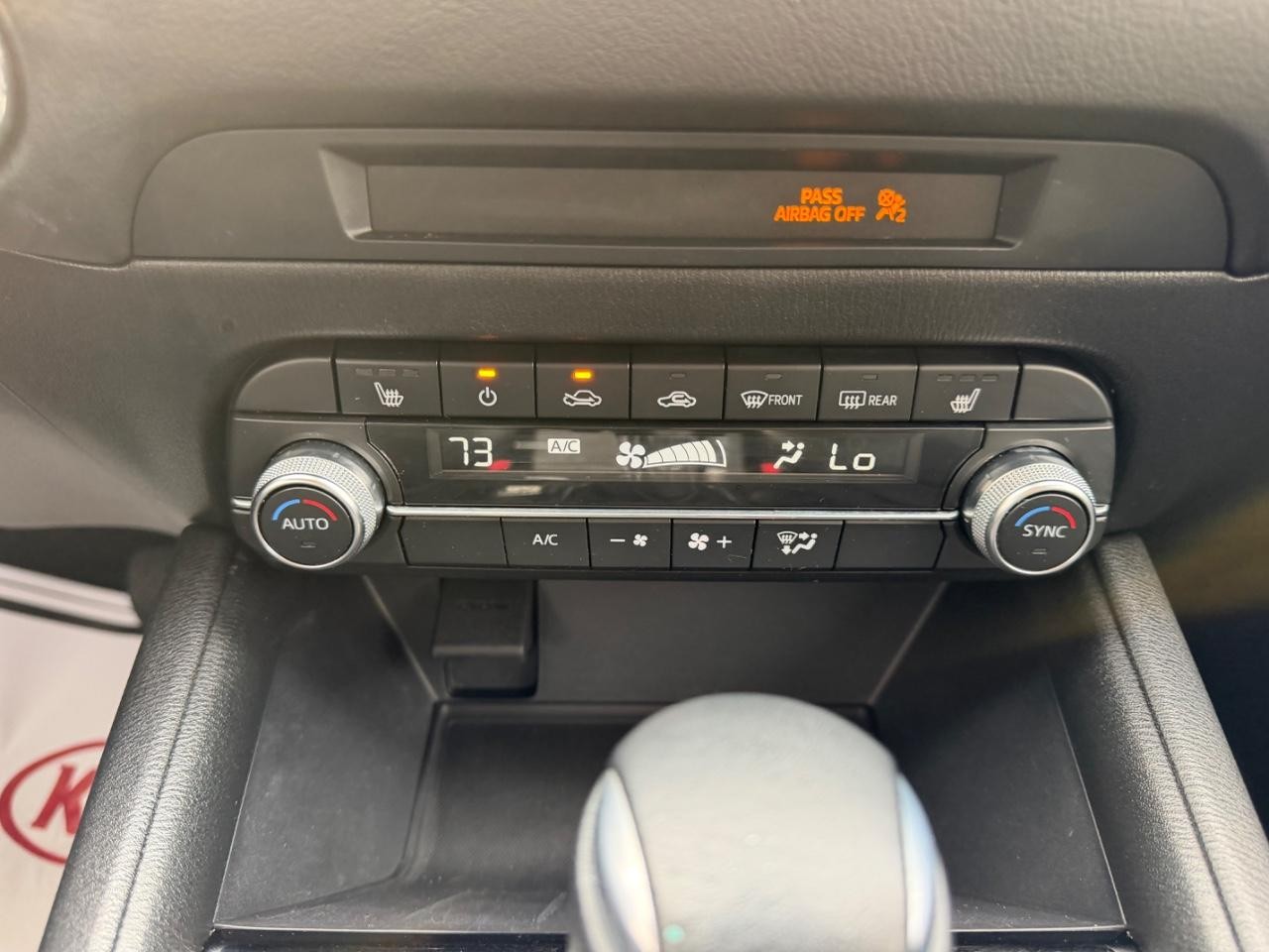 Mazda CX-5 Vehicle Full-screen Gallery Image 12