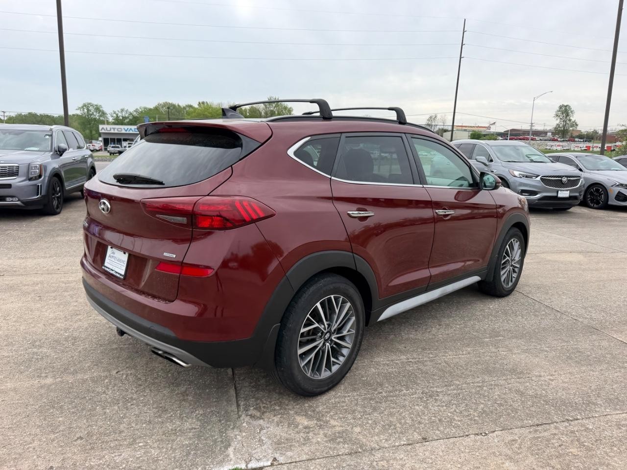 Hyundai Tucson Vehicle Full-screen Gallery Image 03